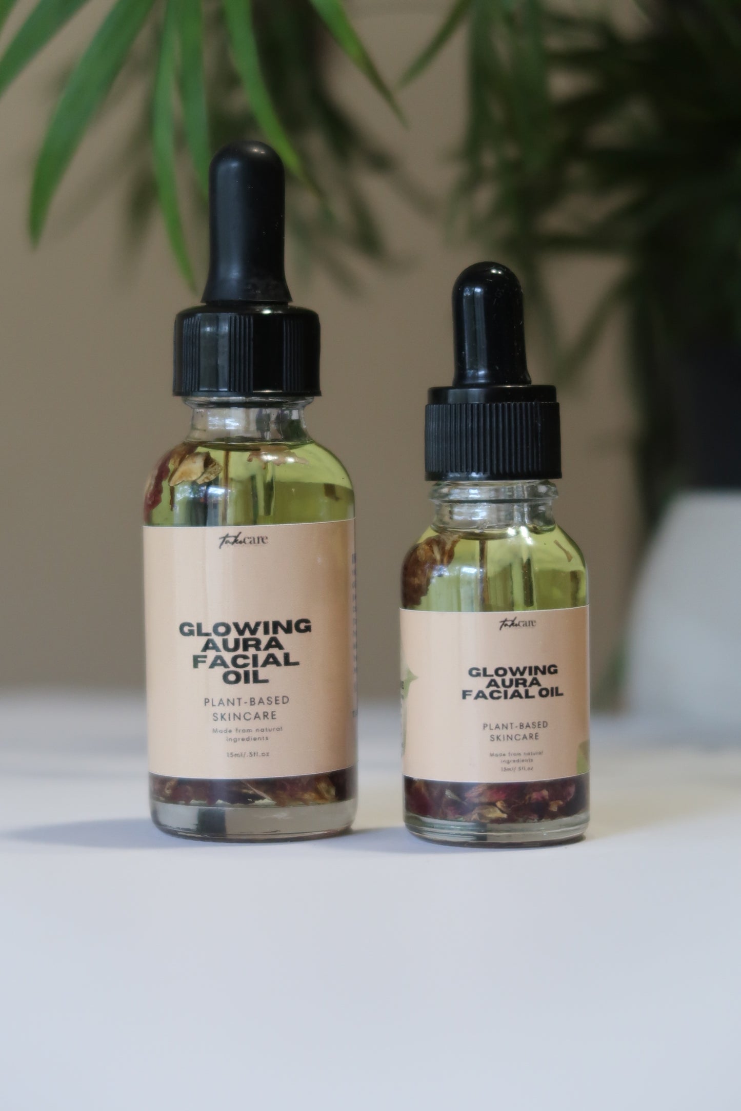 Glowing Aura facial oil